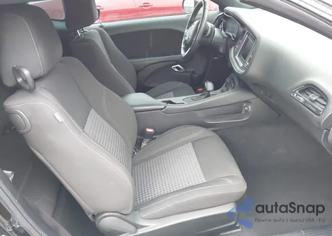 2023 Dodge Challenger Sxt z USA, uszkodzony, nr VIN 2C3CDZAG0PH507718